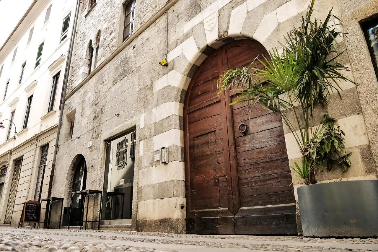 Casa Del Pittore - Elegante Appartamento Del 1200 - Centro Storico Côme Italia
